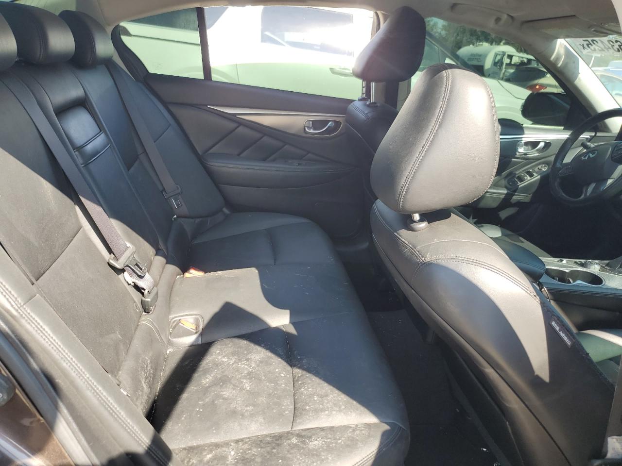 2017 Infiniti Q50 Premium VIN: JN1EV7AR8HM838507 Lot: 68963425