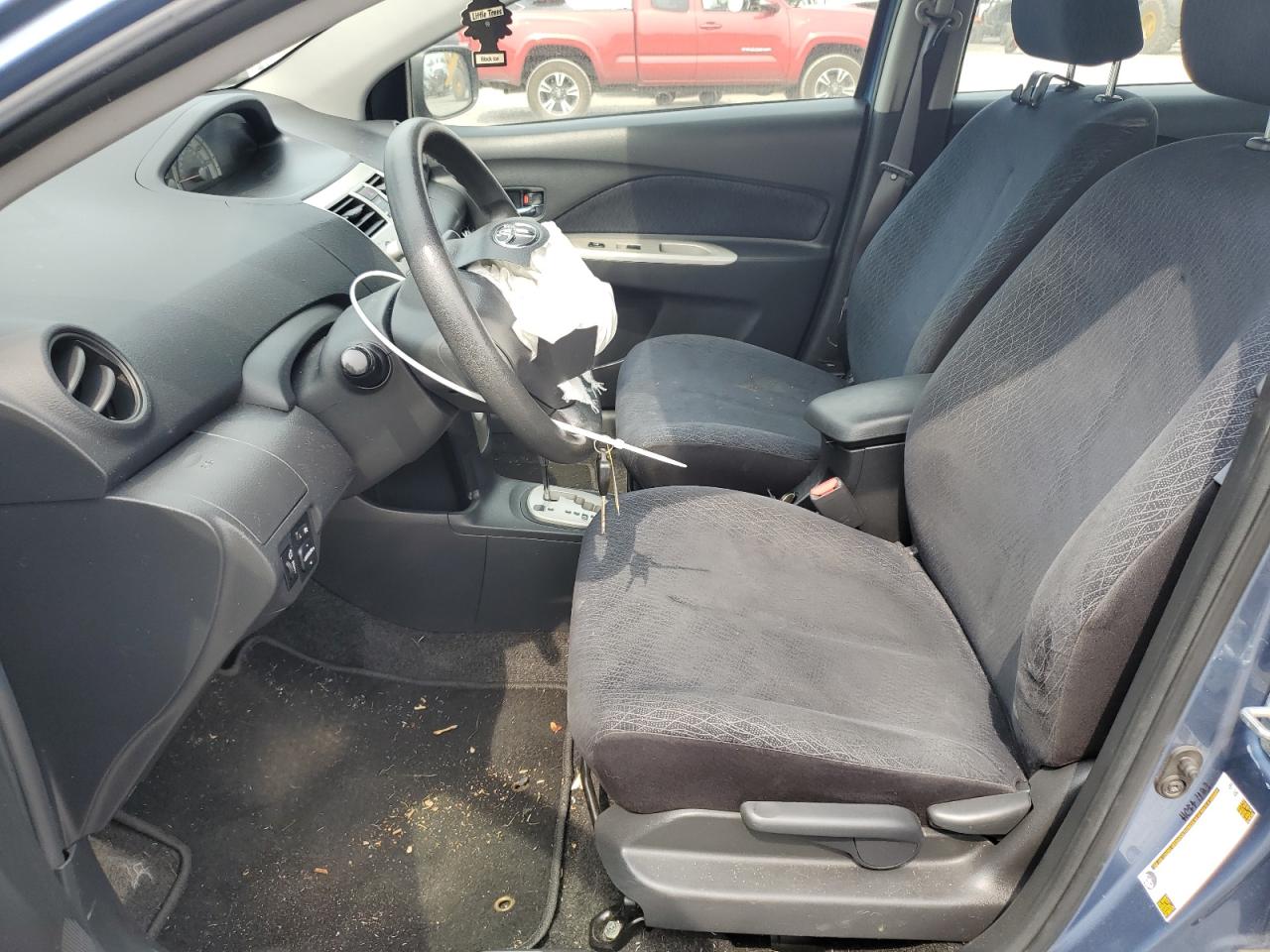 2008 Toyota Yaris VIN: JTDBT903481277917 Lot: 70223855