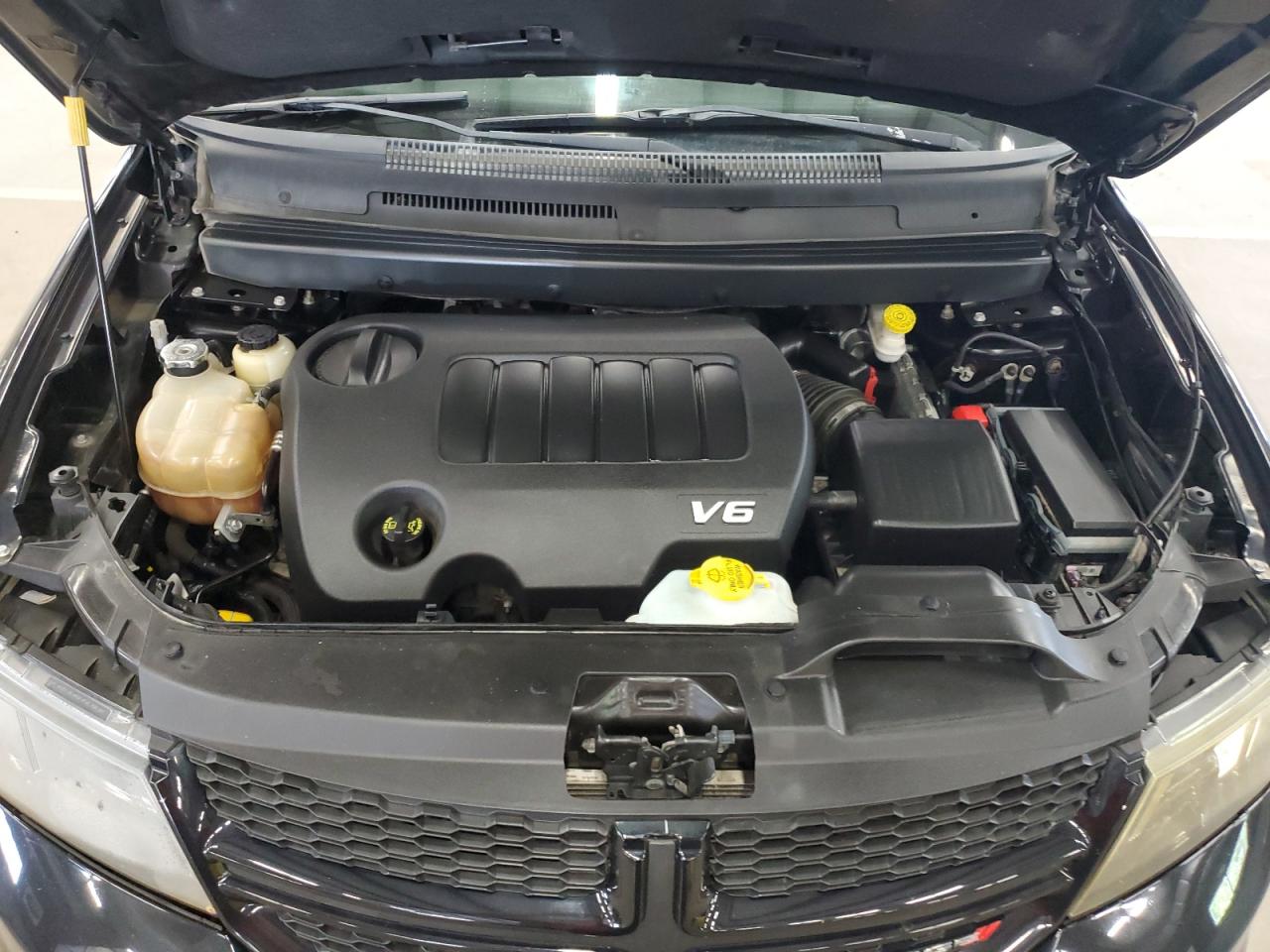 2018 Dodge Journey Sxt VIN: 3C4PDCBG9JT526064 Lot: 70949535