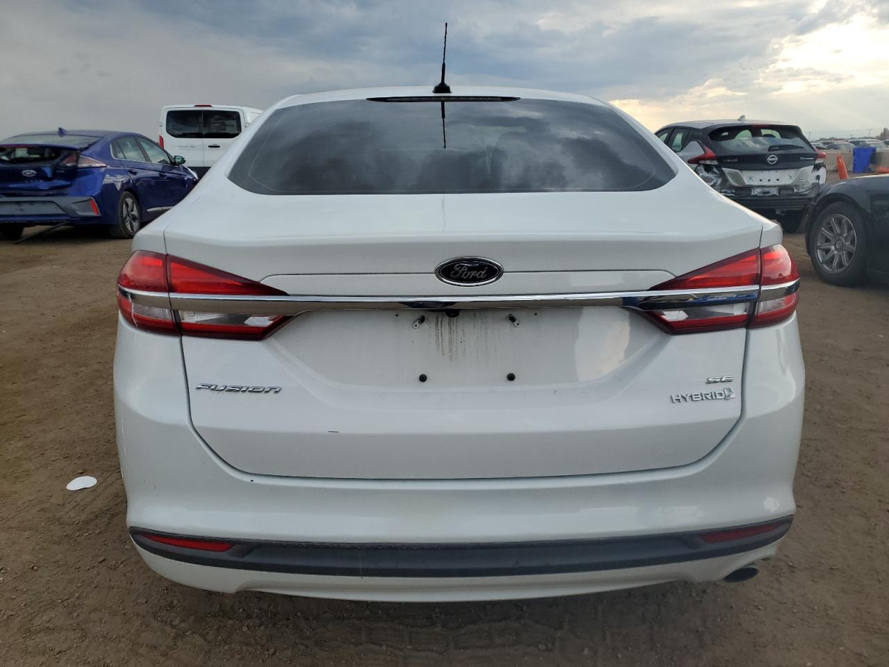 2017 Ford Fusion Se Hybrid VIN: 3FA6P0LUXHR314860 Lot: 70602035