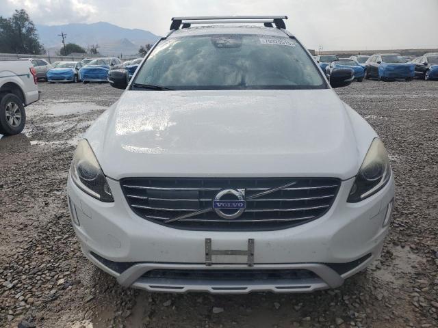 Parquets VOLVO XC60 2017 Biały