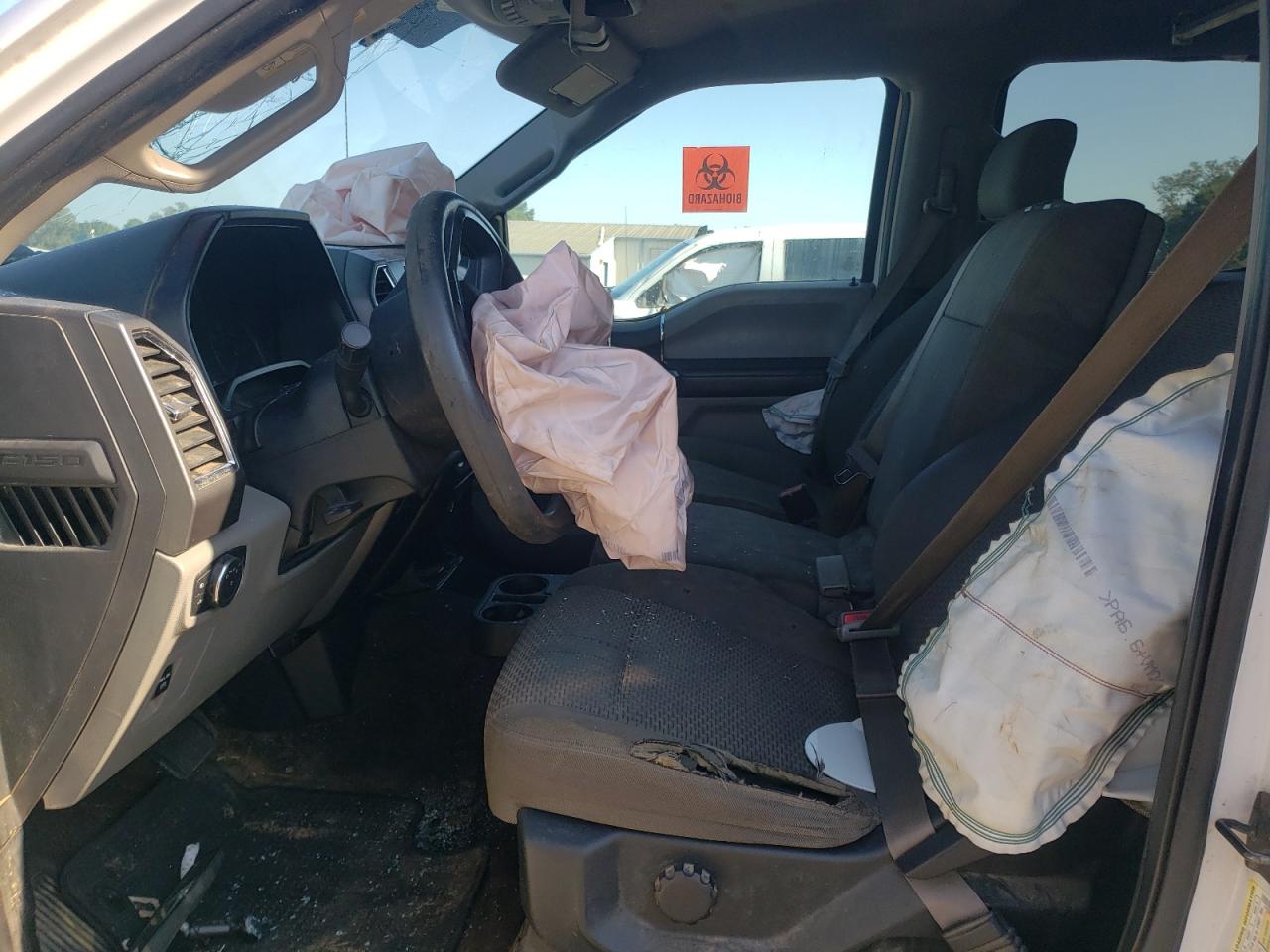 2016 Ford F150 Supercrew VIN: 1FTEW1C88GKF10686 Lot: 69251935