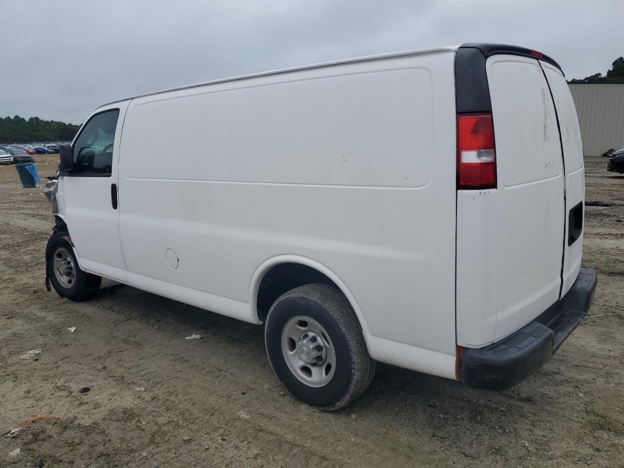 2022 Chevrolet Express G2500 1GCWGAFP7N1215764 photo #3