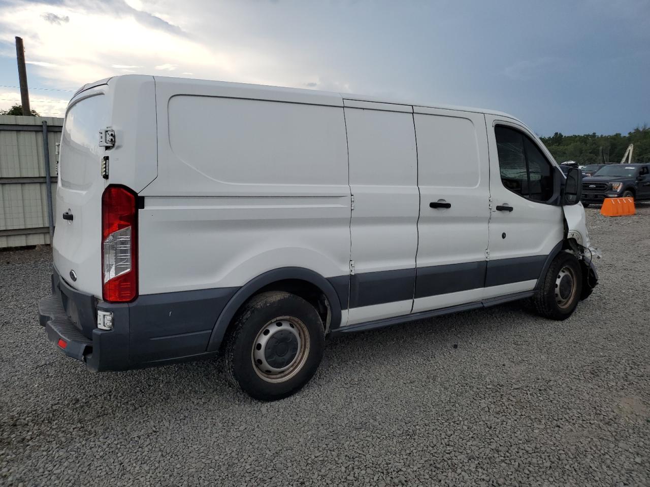 2017 Ford Transit T-150 white van gas 1FTYE1ZM6HKA77438 photo #4