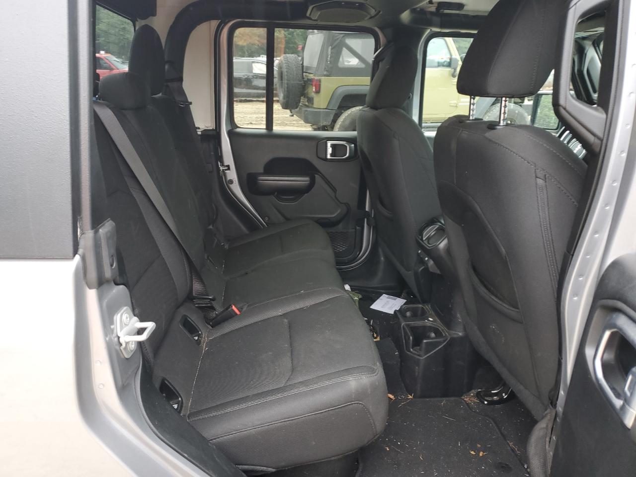 2020 Jeep Gladiator Sport VIN: 1C6HJTAG7LL140327 Lot: 67082405