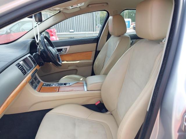 2012 JAGUAR XF SE D AU