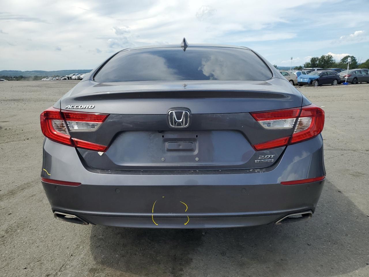 2022 Honda Accord Touring VIN: 1HGCV2F94NA005558 Lot: 70187625