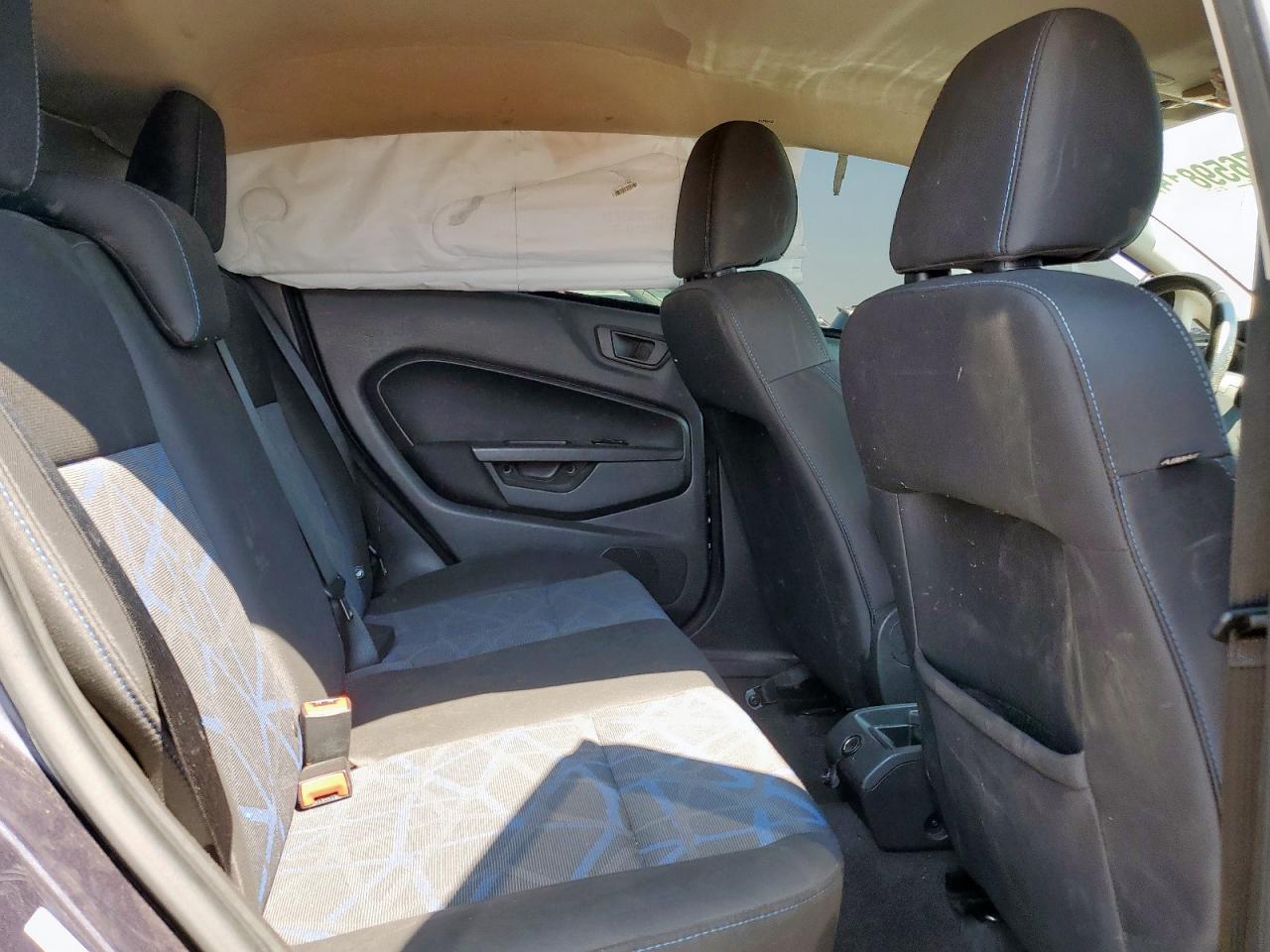 3FADP4EJ0DM132318 2013 Ford Fiesta Se