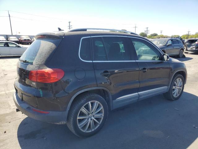 Parquets VOLKSWAGEN TIGUAN 2012 Czarny