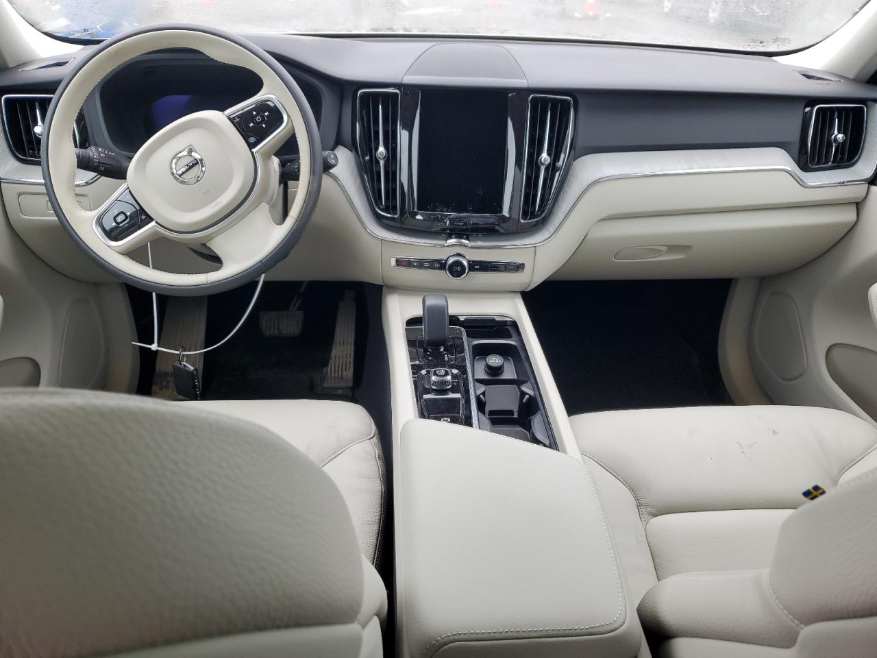 2024 Volvo Xc60 Plus VIN: YV4H60DL8R1913941 Lot: 67666595