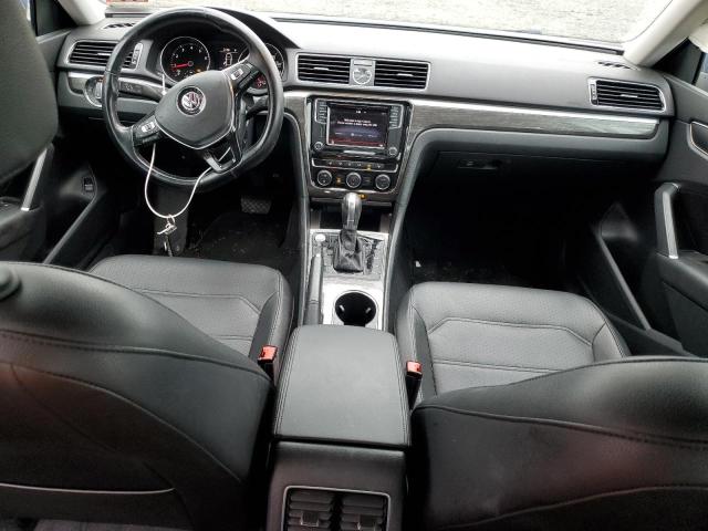  VOLKSWAGEN PASSAT 2017 Синий