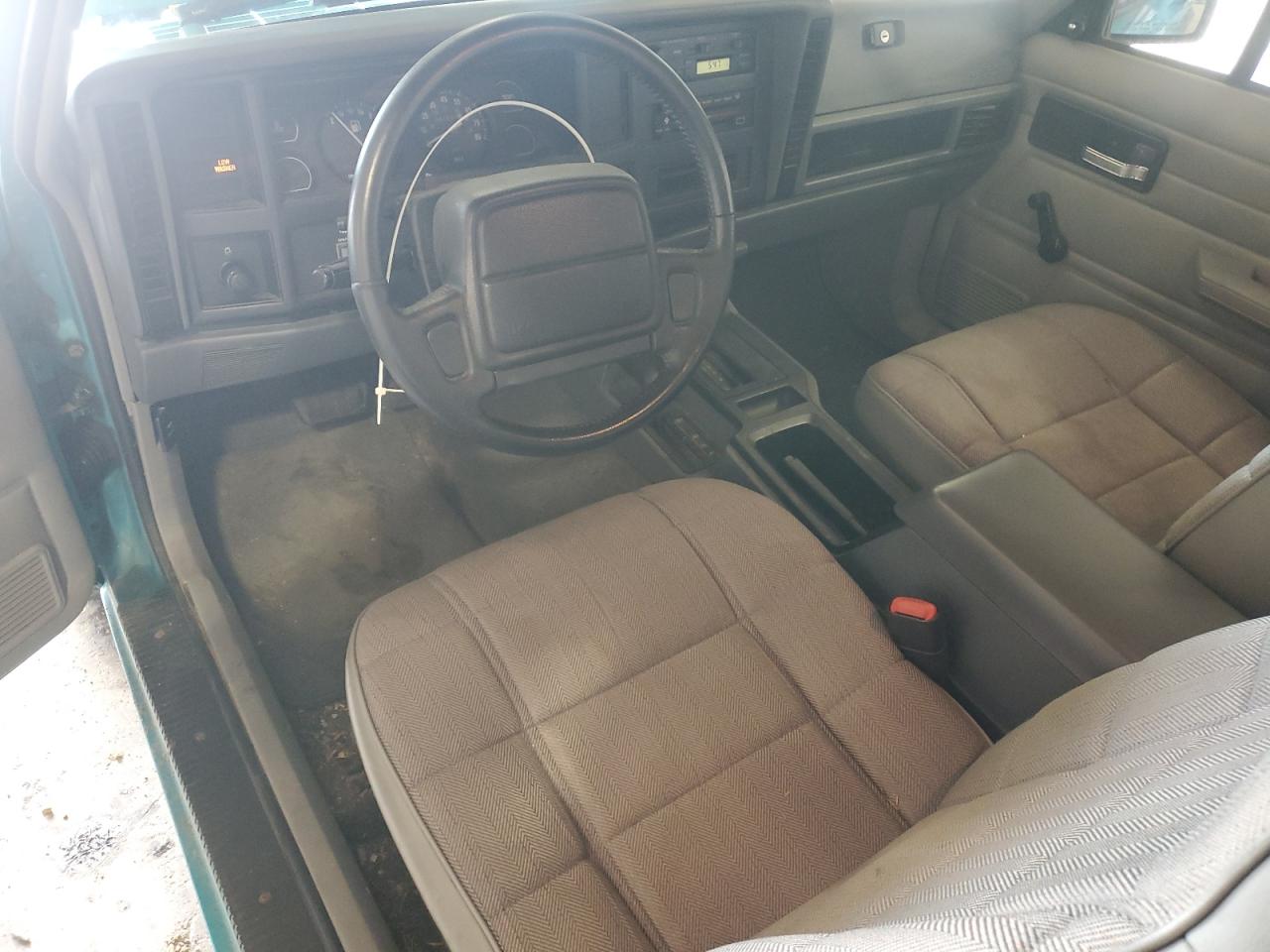 1996 Jeep Cherokee Se VIN: 1J4FJ27S7TL220372 Lot: 69694265