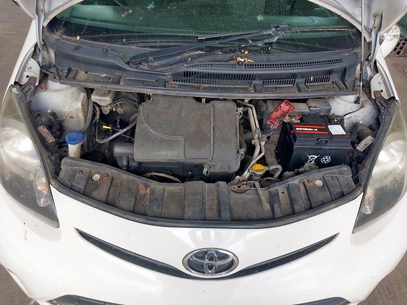 2013 TOYOTA AYGO FIRE