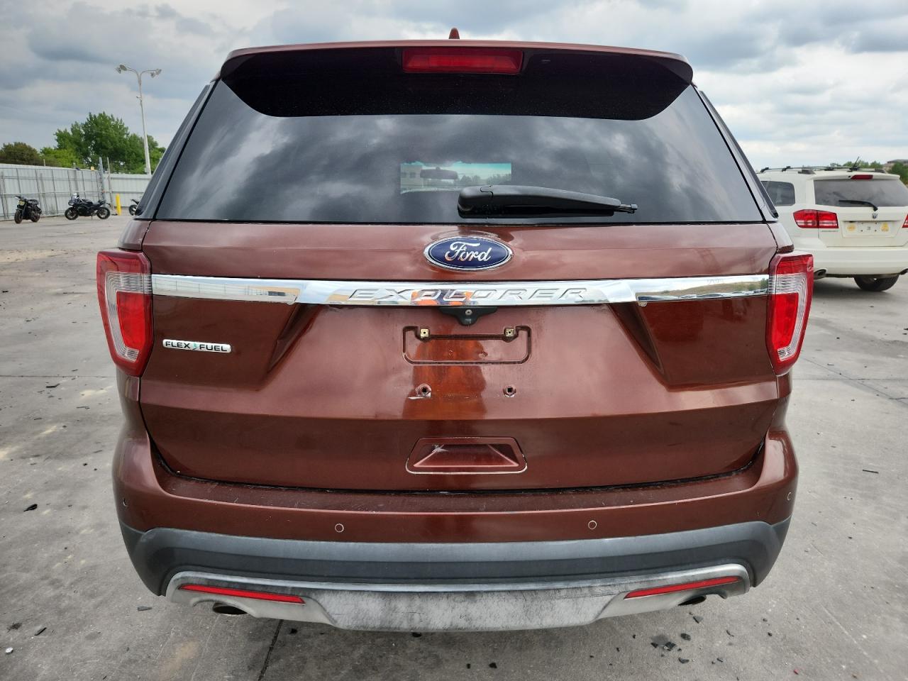 2016 Ford Explorer Xlt VIN: 1FM5K8D84GGA97733 Lot: 70178705