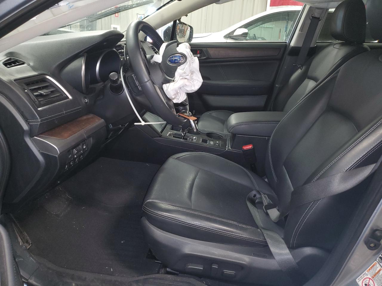 2018 Subaru Outback 3.6R Limited VIN: 4S4BSENCXJ3383587 Lot: 68046135