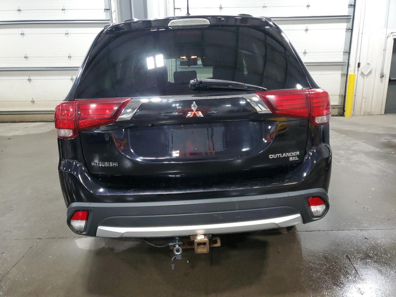 2016 Mitsubishi Outlander Se VIN: JA4AZ3A33GZ057264 Lot: 69369875