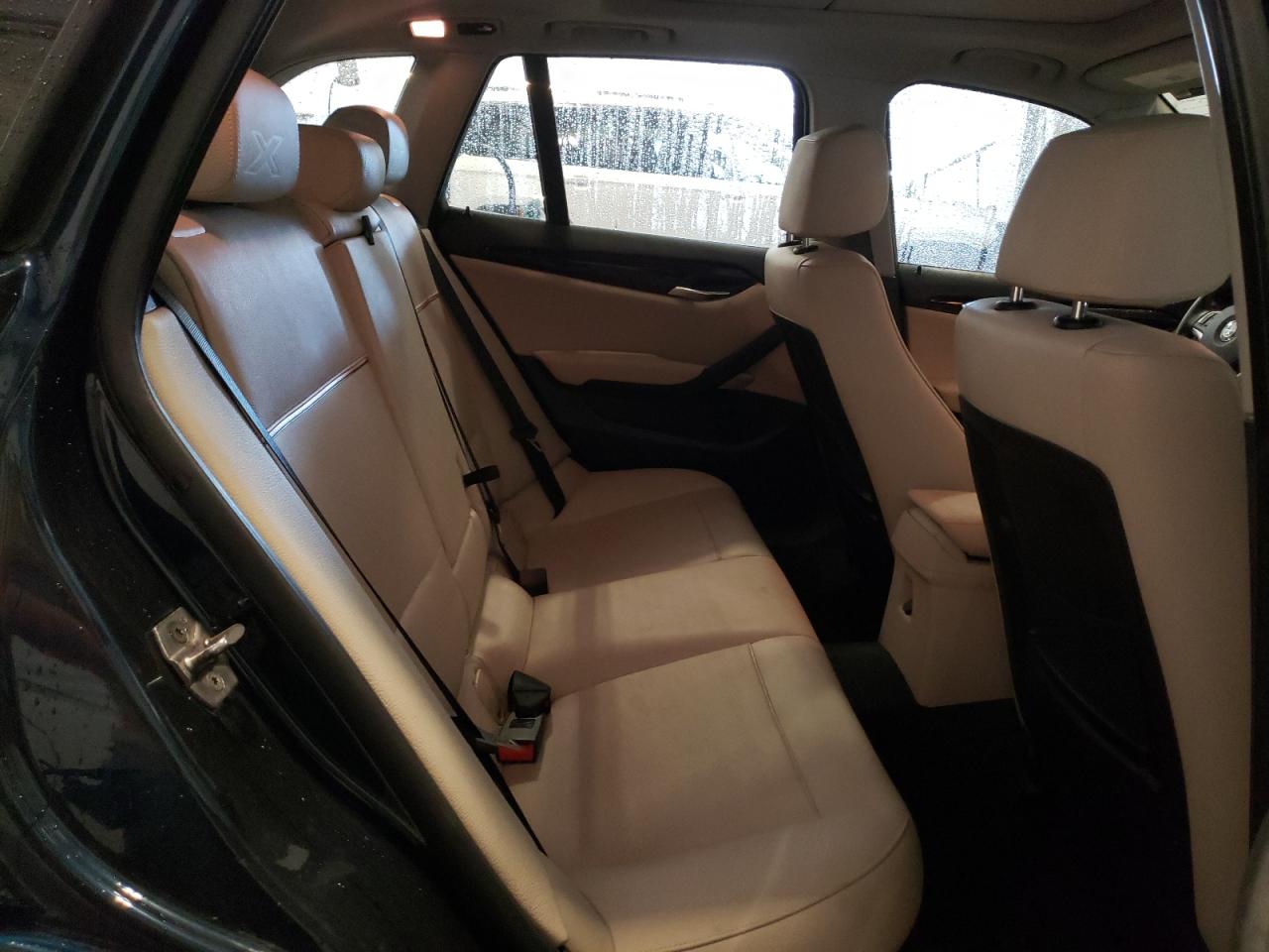 2015 BMW X1 xDrive28I VIN: WBAVL1C55FVY40276 Lot: 68552815