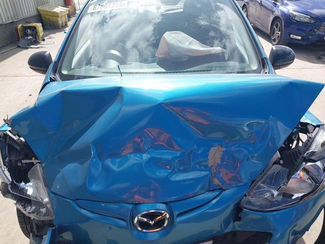 2015 MAZDA 2 SE