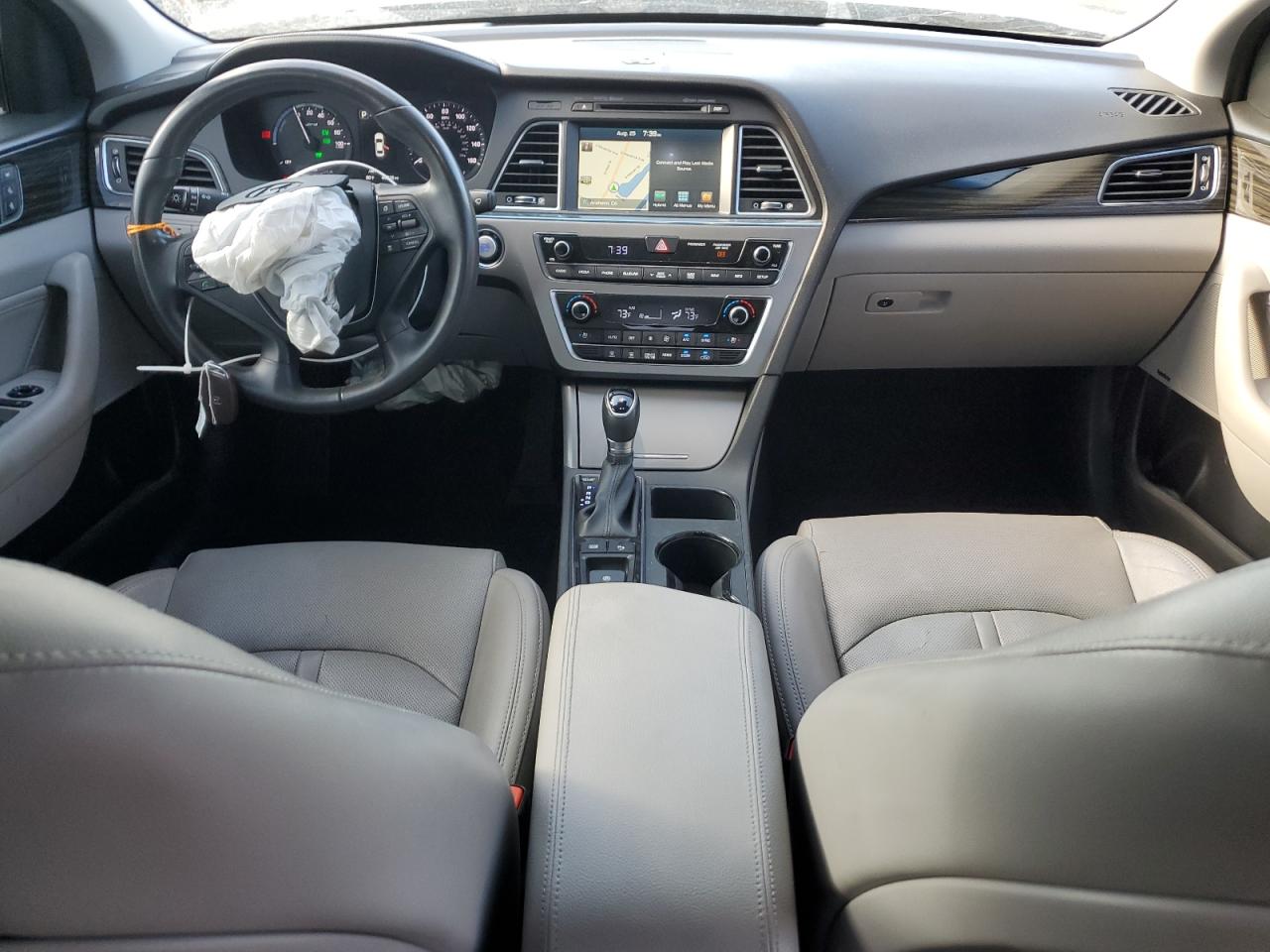 2017 Hyundai Sonata Hybrid VIN: KMHE34L37HA071417 Lot: 70205455