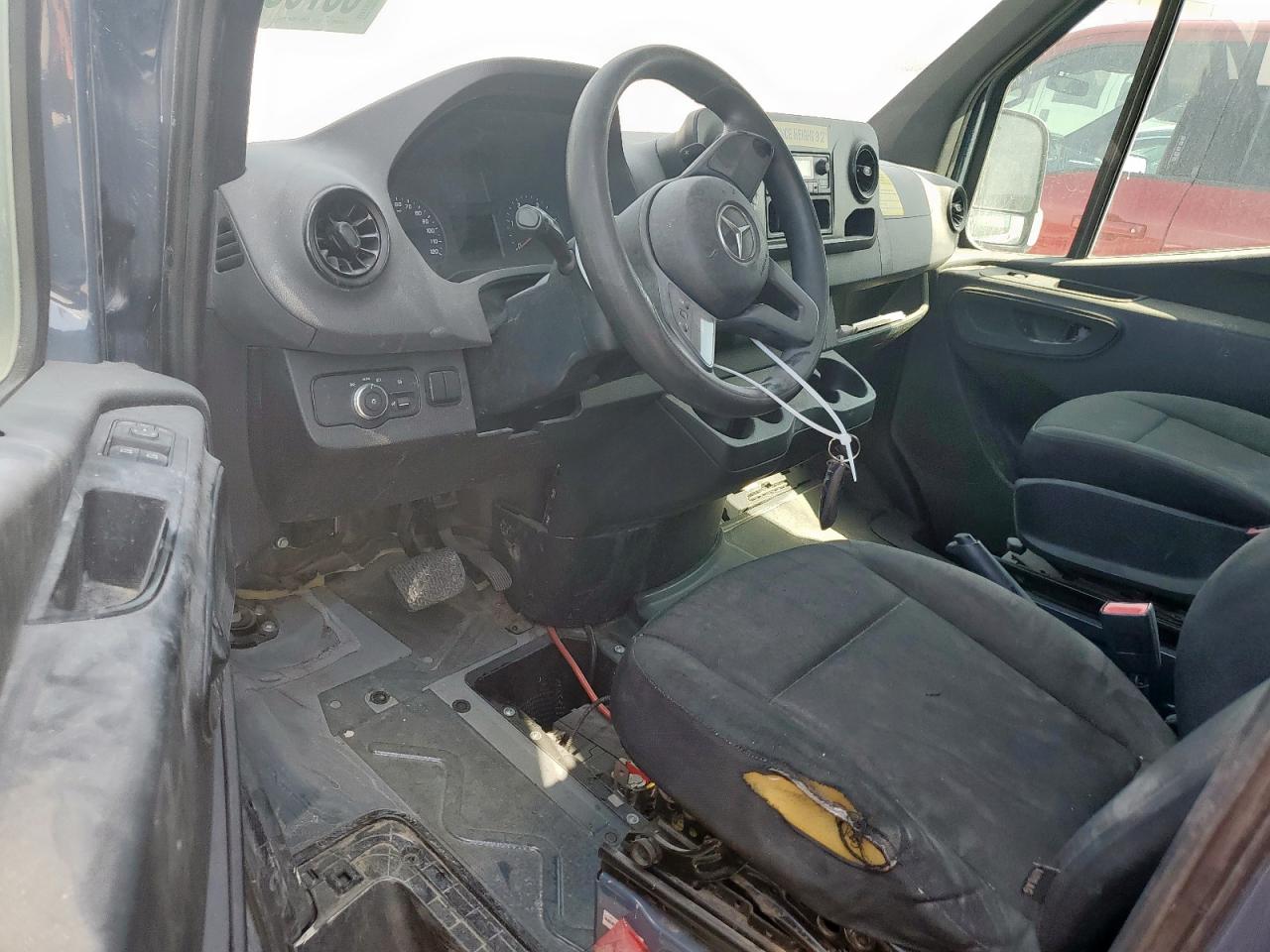 2019 Mercedes-Benz Sprinter 2500/3500 VIN: WD4PF0CDXKT004656 Lot: 68793125