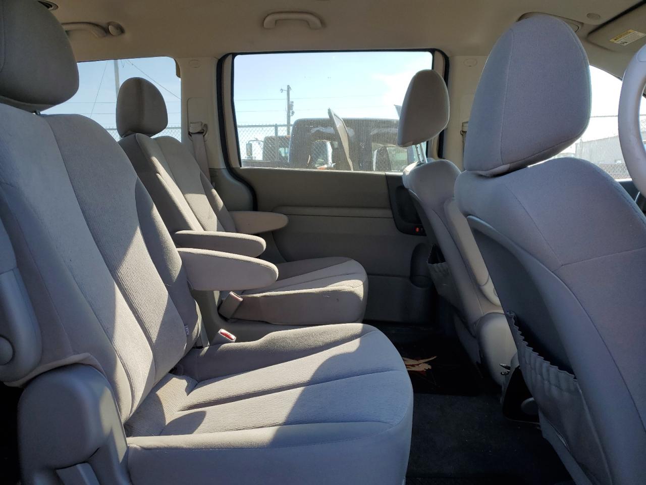 2012 Kia Sedona Lx VIN: KNDMG4C71C6459570 Lot: 70725265