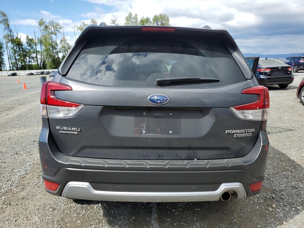 JF2SKAXC4MH575221 2021 Subaru Forester Touring