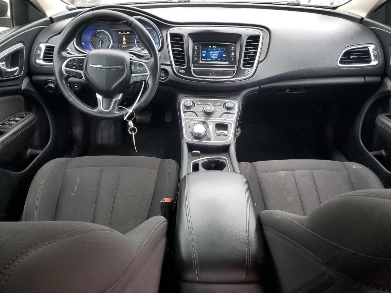 2015 Chrysler 200 Limited VIN: 1C3CCCAB5FN724675 Lot: 69815895