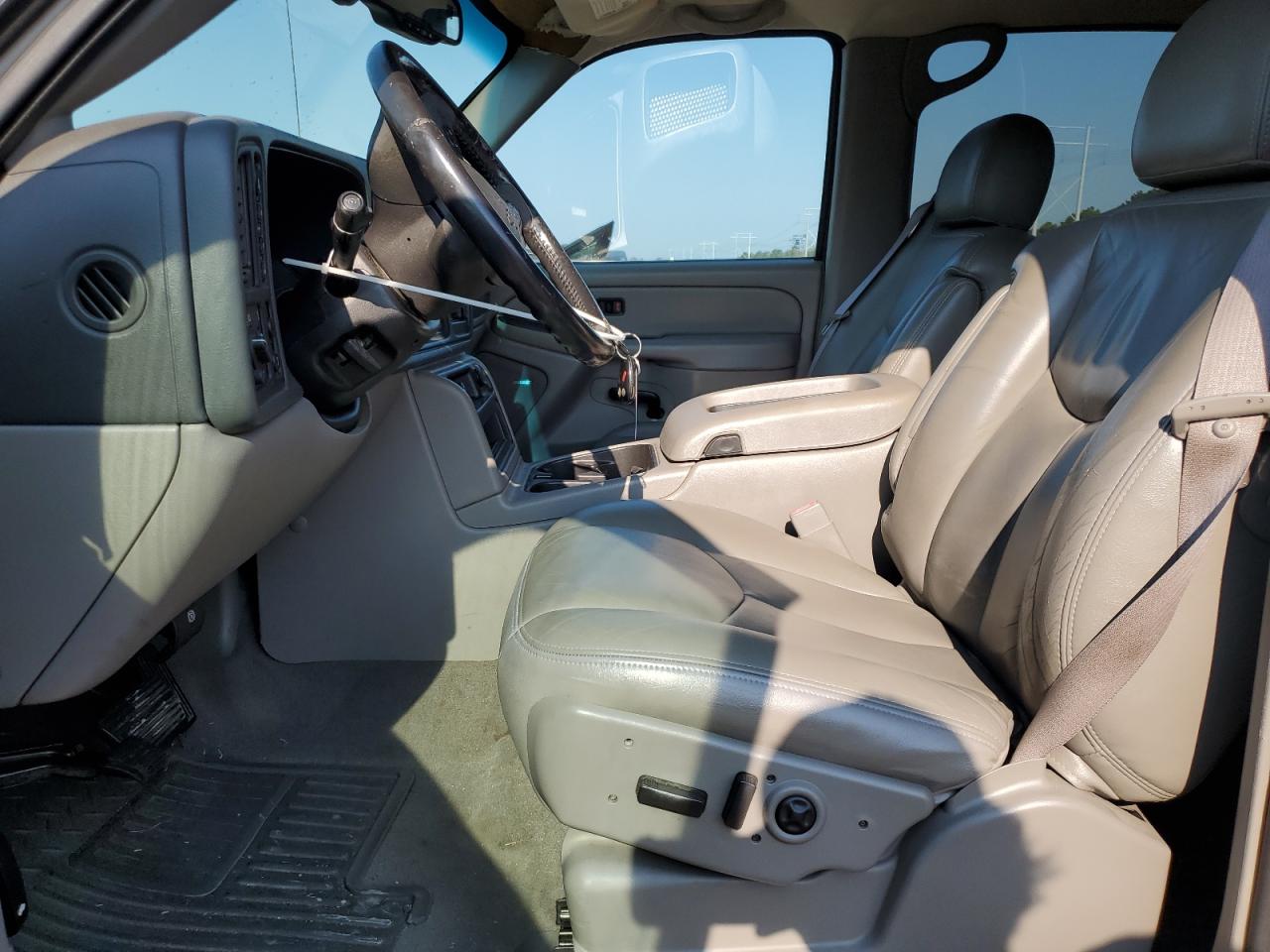 2005 Chevrolet Avalanche K1500 VIN: 3GNEK12Z55G177607 Lot: 69359135