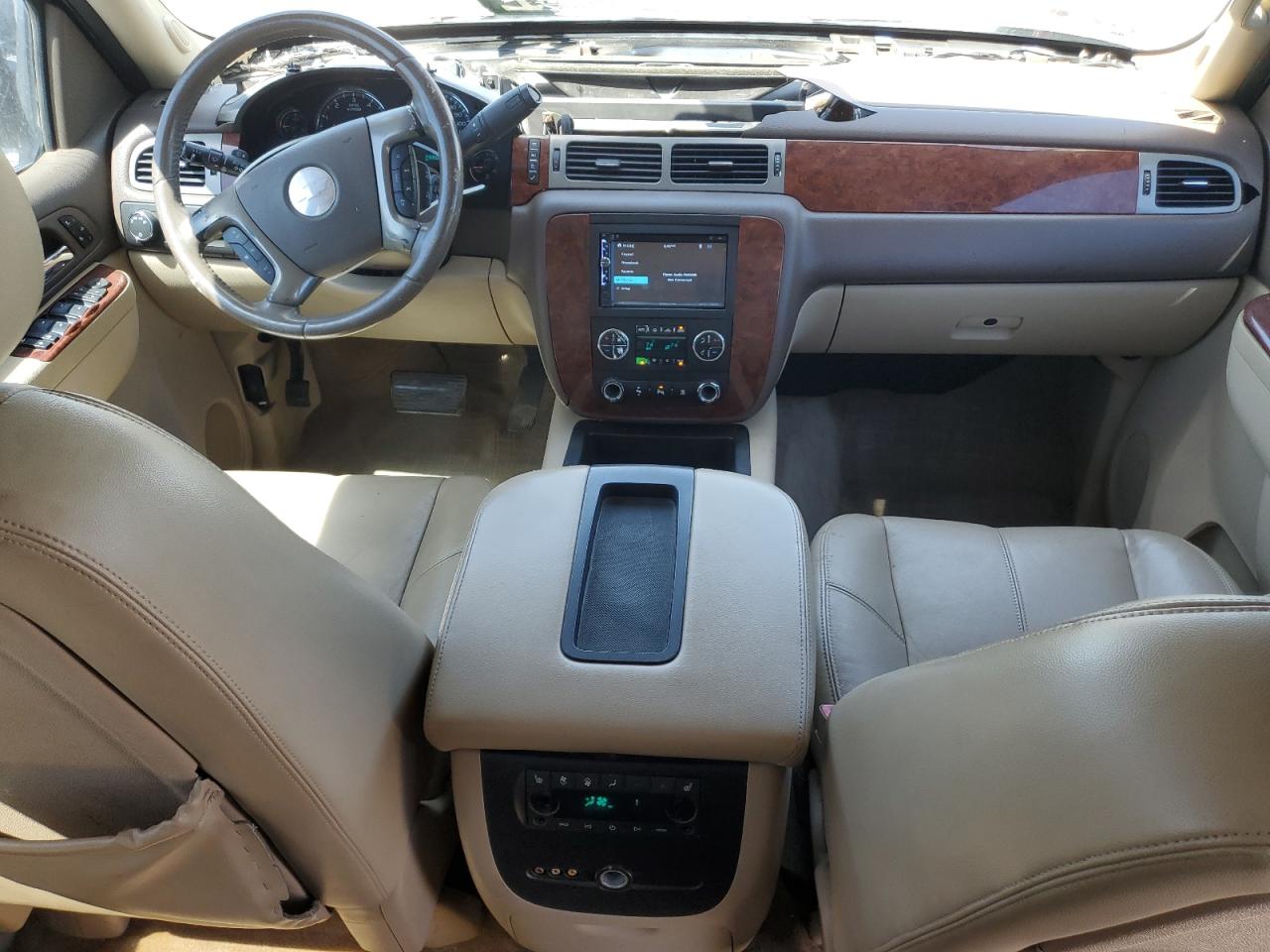 2010 Chevrolet Tahoe C1500 Lt VIN: 1GNUCBE02AR186268 Lot: 68532185