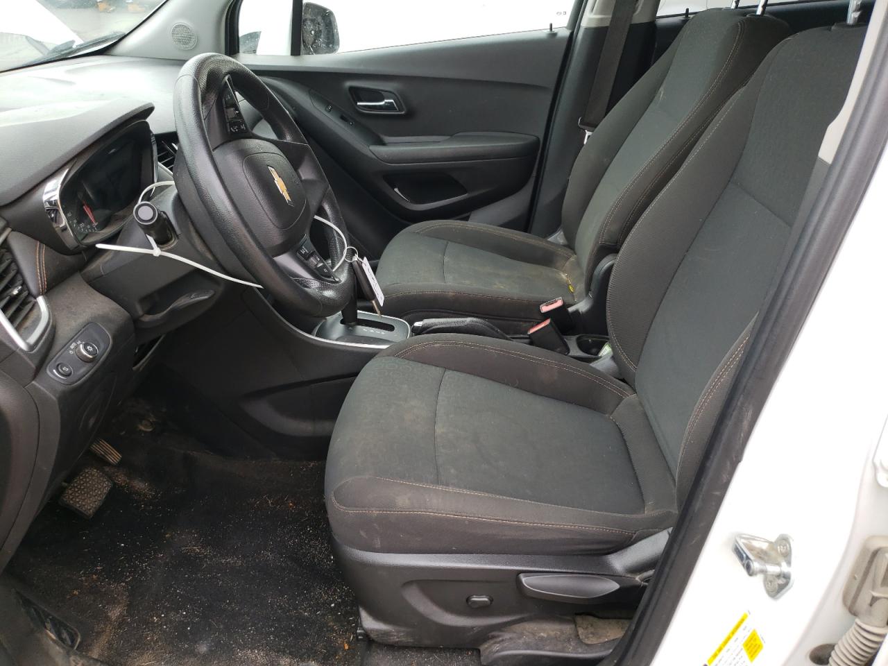 2020 Chevrolet Trax Ls VIN: KL7CJKSB1LB324584 Lot: 69666965