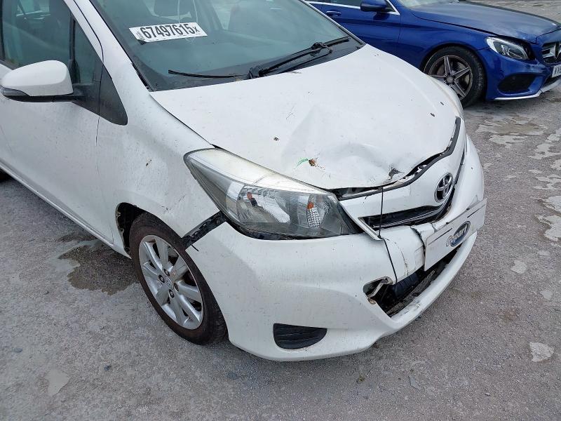 2013 TOYOTA YARIS TR VVT-I CVT 