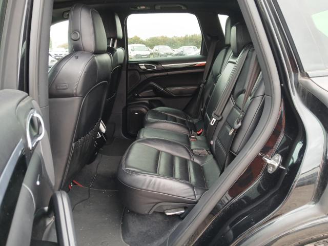 2016 PORSCHE CAYENNE D