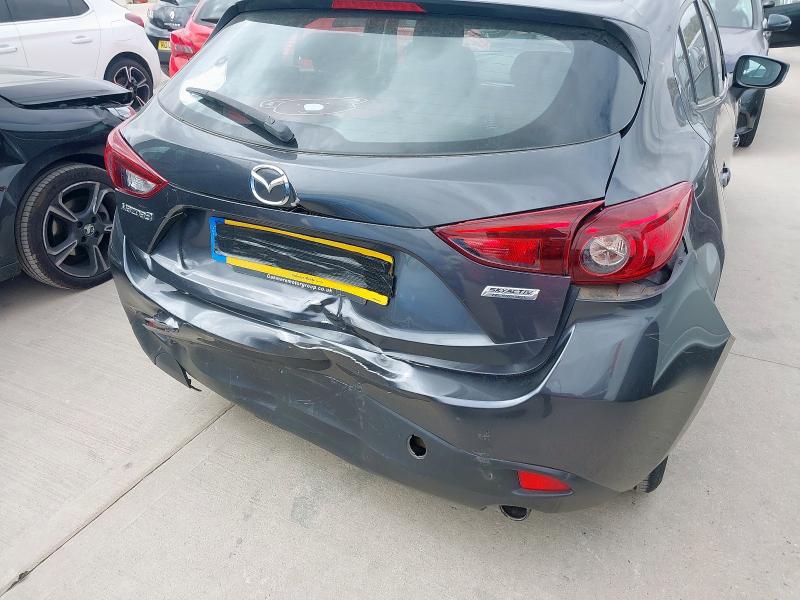 2014 MAZDA 3 SE 