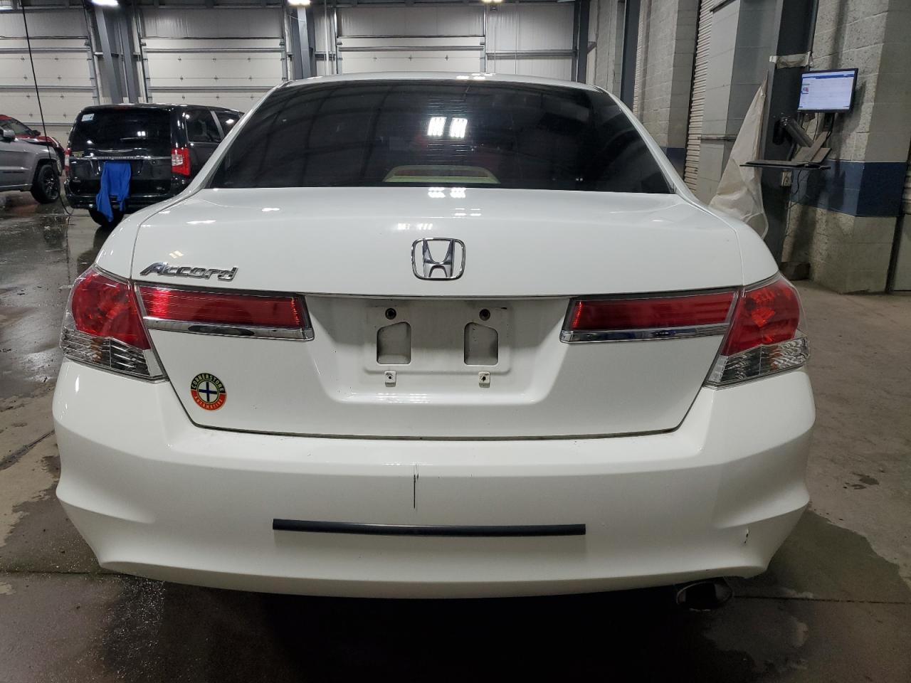 2011 Honda Accord Lx VIN: 1HGCP2F33BA061170 Lot: 67419955