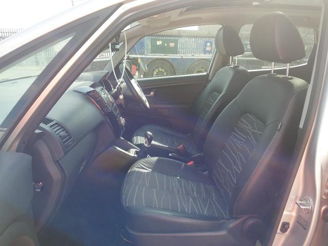 2013 KIA VENGA 3 EC