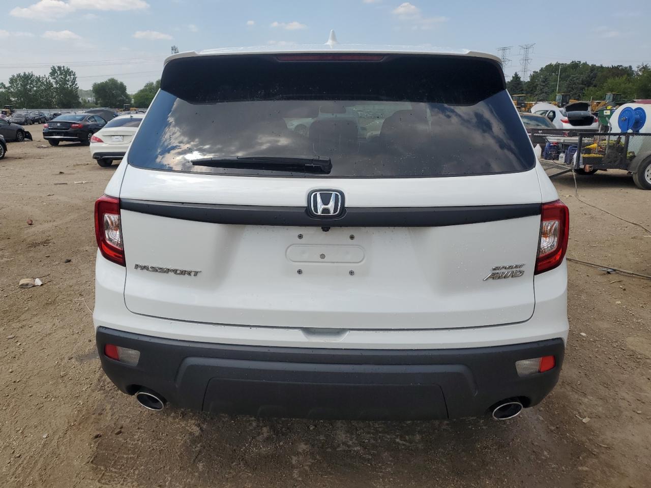 2021 Honda Passport Sport VIN: 5FNYF8H28MB001863 Lot: 68664455