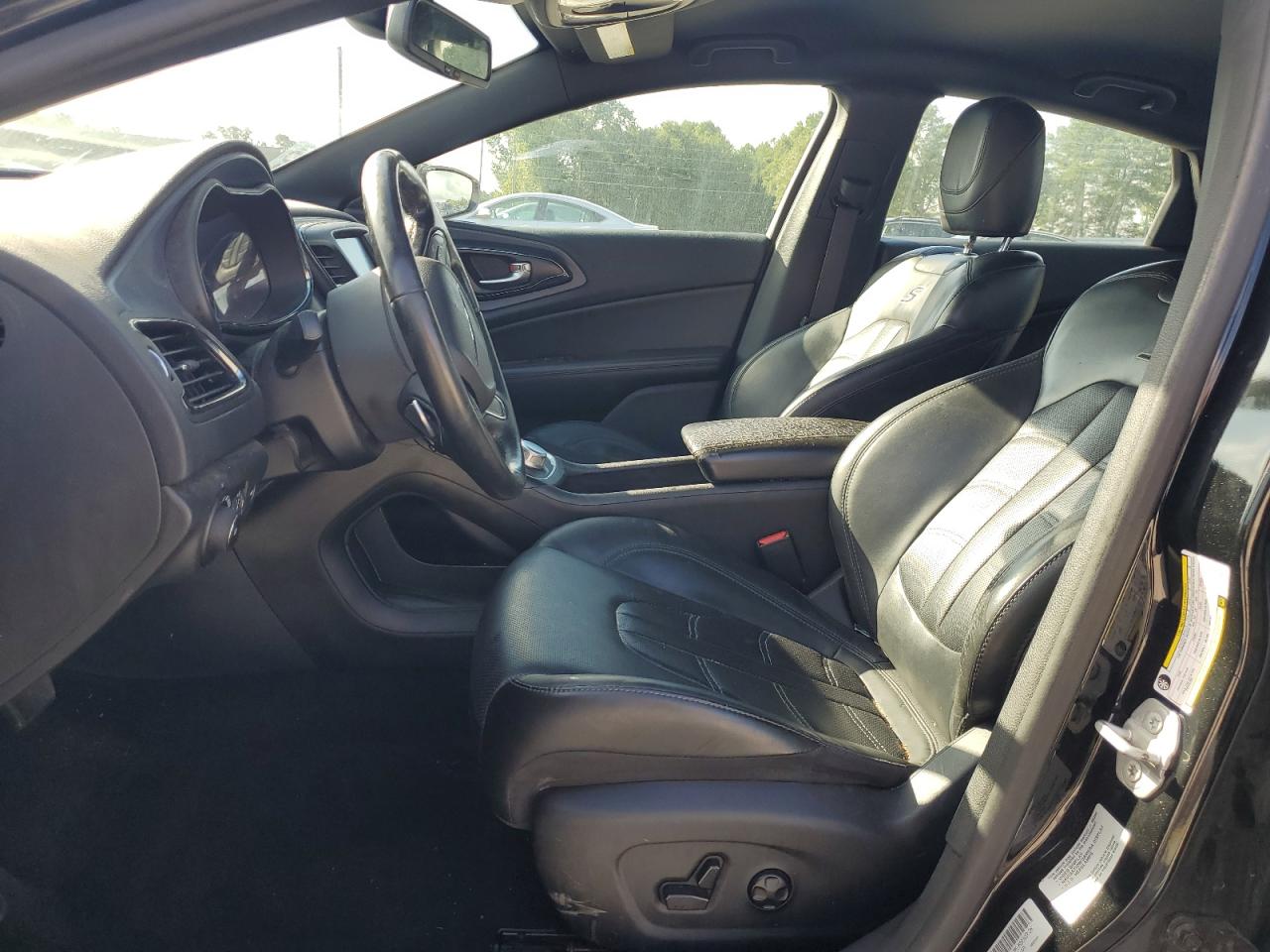 2015 Chrysler 200 S VIN: 1C3CCCBB6FN753813 Lot: 68105315