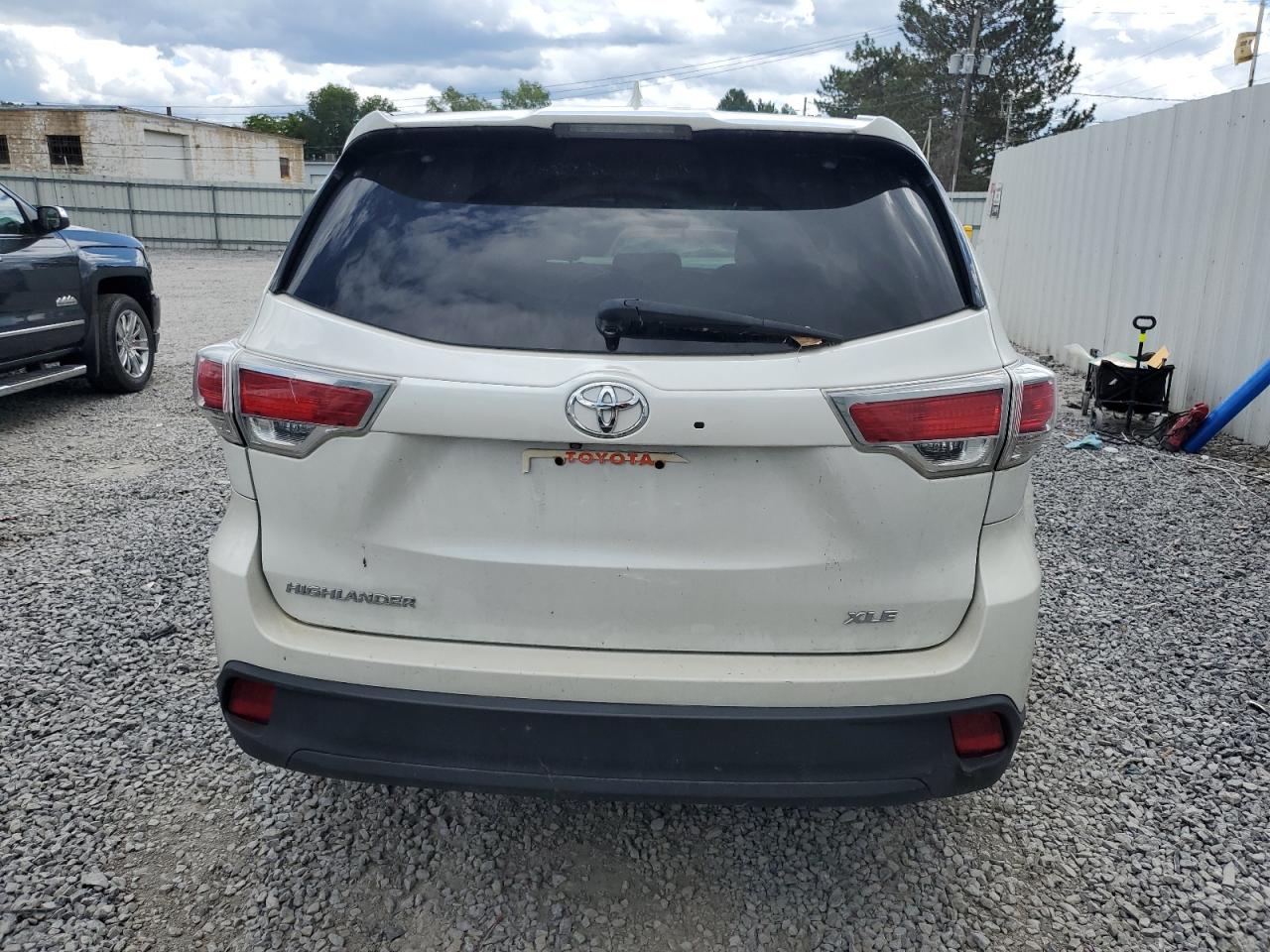 2015 Toyota Highlander Xle VIN: 5TDJKRFH6FS092530 Lot: 69456385