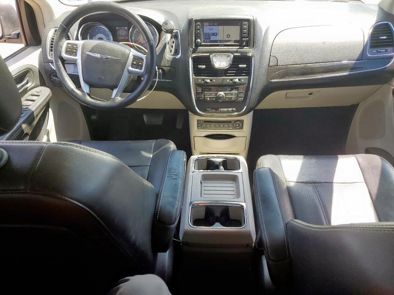  CHRYSLER MINIVAN 2013 Biały
