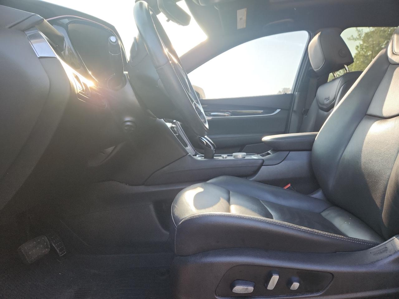 2020 Cadillac Xt5 Premium Luxury VIN: 1GYKNCRS0LZ237503 Lot: 69820845