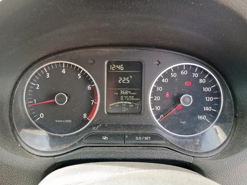 2011 VOLKSWAGEN POLO SE