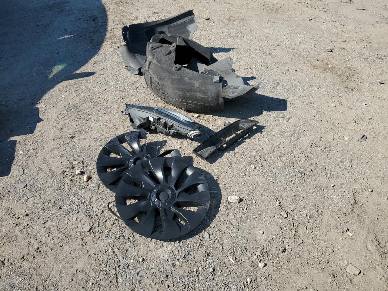 2019 Tesla Model 3 VIN: 5YJ3E1EB9KF418320 Lot: 69912465