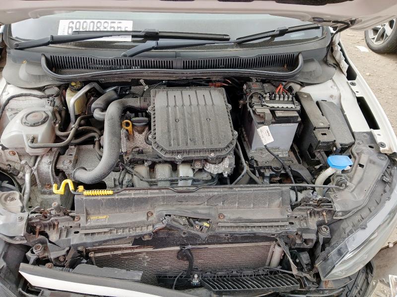 2018 VOLKSWAGEN POLO SE 