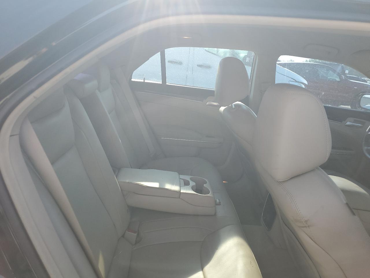 2014 Chrysler 300 VIN: 2C3CCAAG4EH119215 Lot: 67173665