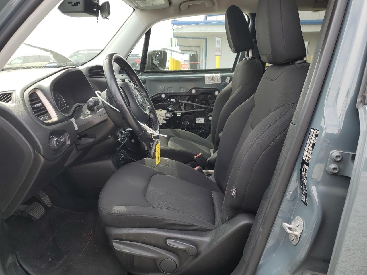 2017 Jeep Renegade Latitude VIN: ZACCJABB0HPF37648 Lot: 70269605