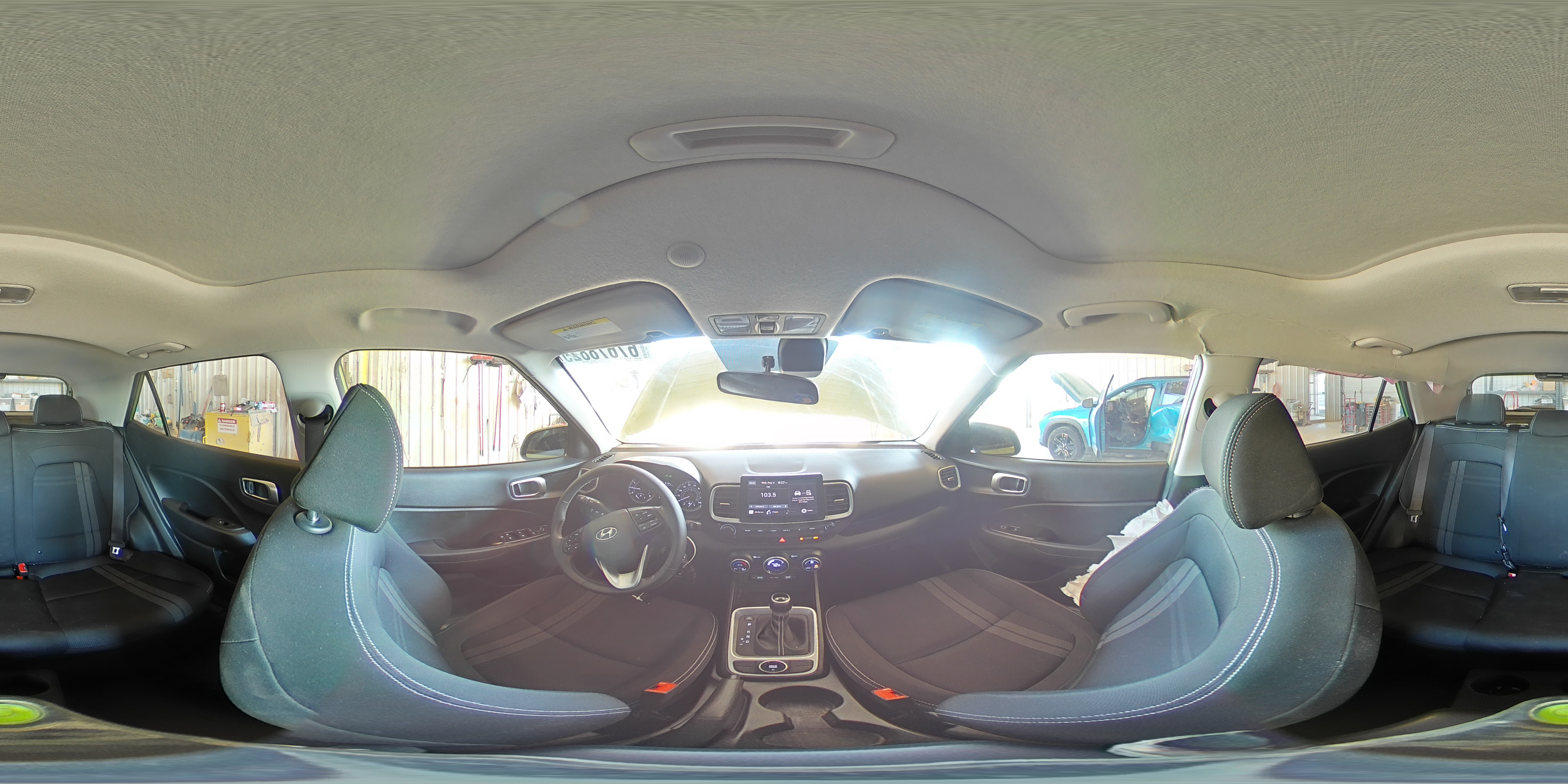 2022 Hyundai Venue Sel VIN: KMHRC8A38NU187098 Lot: 67678825