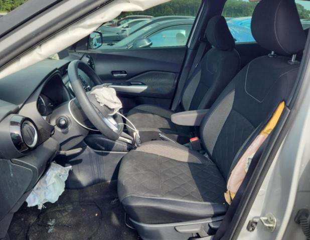  NISSAN KICKS 2020 Silver