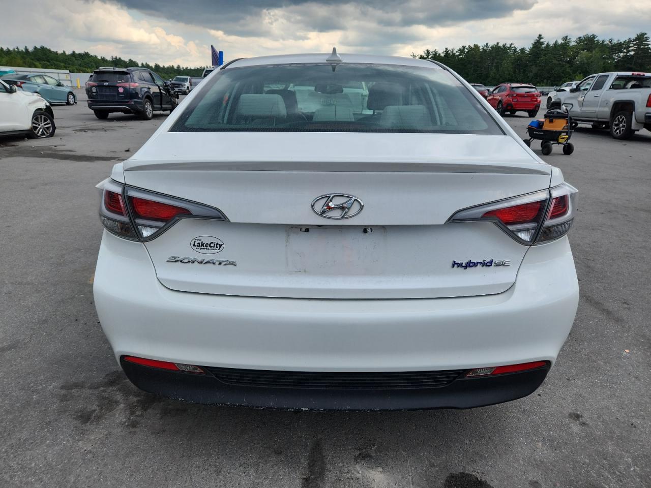 2017 Hyundai Sonata Hybrid VIN: KMHE24L13HA058326 Lot: 68241905