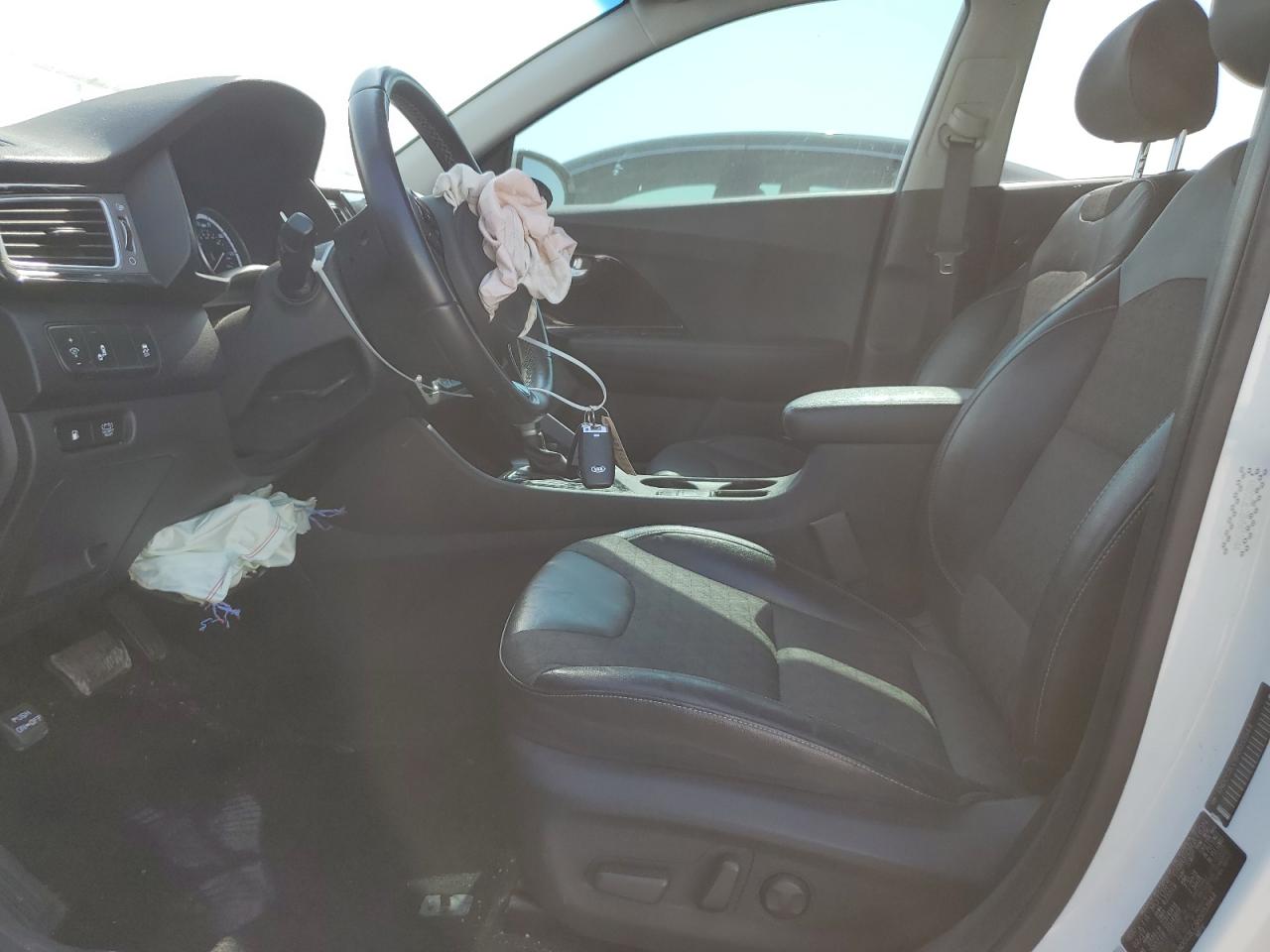 2017 Kia Niro Ex VIN: KNDCC3LC8H5053944 Lot: 67117675