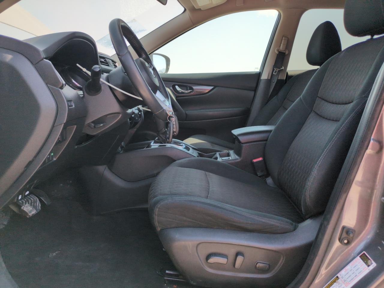 5N1AT2MT6HC818009 2017 Nissan Rogue S